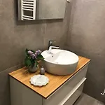 Street Flat דירה לובליאנה