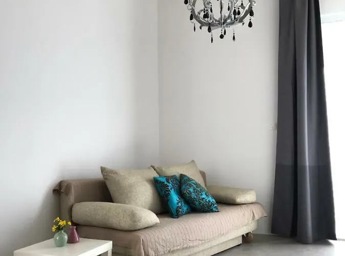 Street Flat ليوبليانا